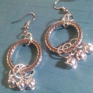 SILVER BRAIDED CIRCLE EARRINGS